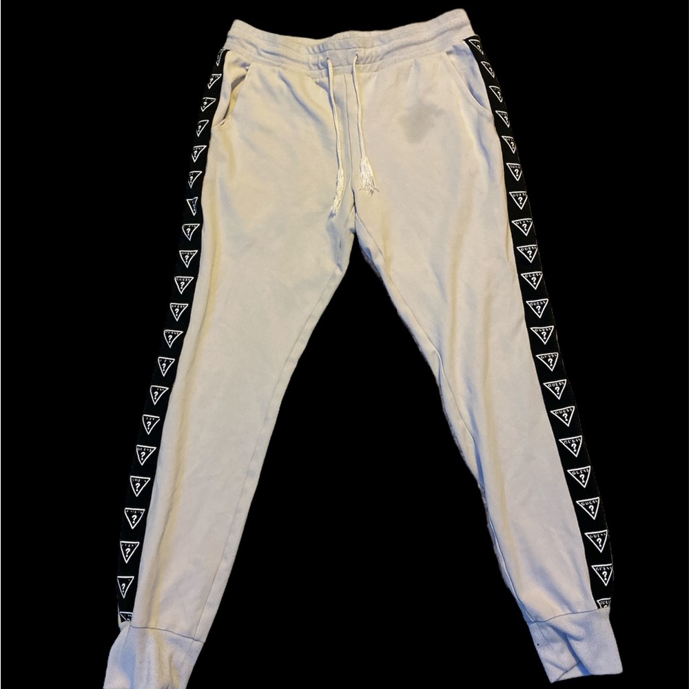 GUESS Joggers (Size: Small)